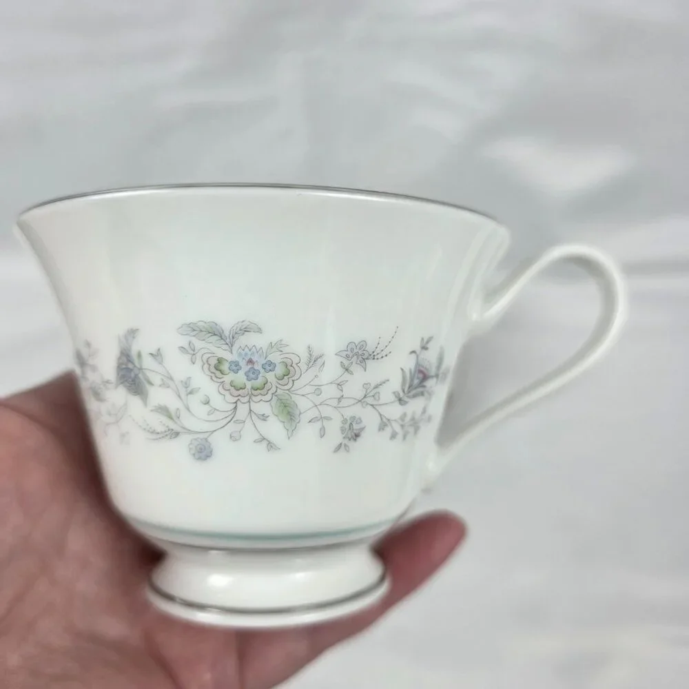 FOUR Oxford China Spring Bread Plates. The plates measure 6 3/8 inches and are w